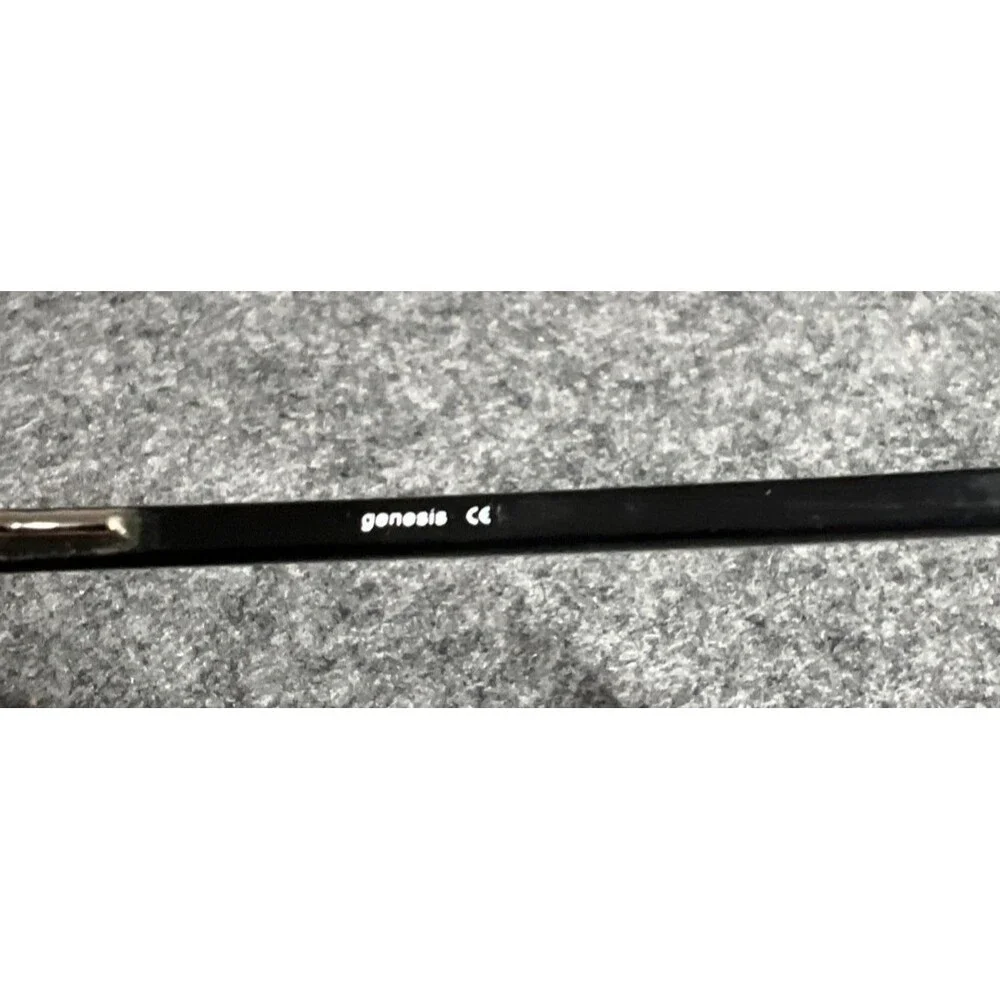 GENESIS 2023 Shiny Black Frames 135 11/12